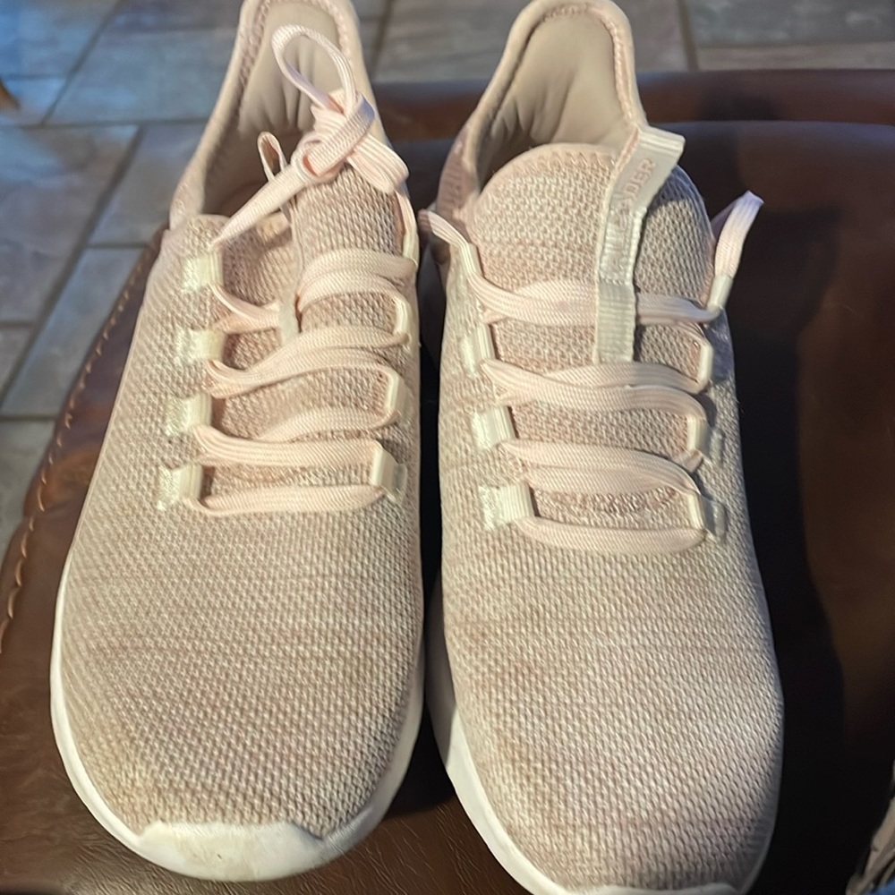 Women’s water shoes